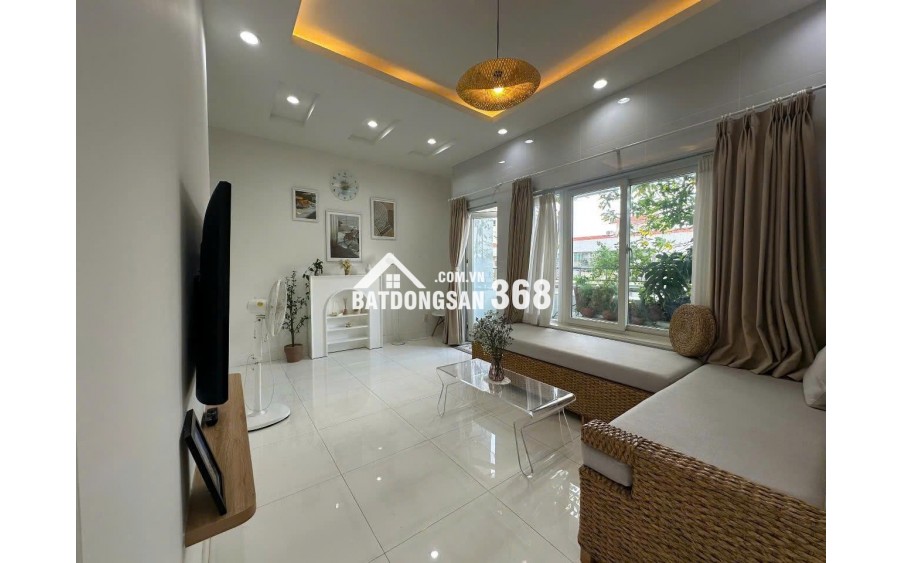 CHÍNH CHỦ BÁN CĂN HỘ GÓC 74M2 – VIEW ĐẸP – FULL NỘI THẤT CAO CẤP – GIÁ SIÊU TỐT!